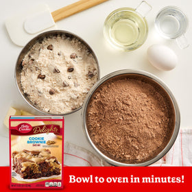 Betty Crocker Delights mix in the oven, chocolatey bars for sharing with friends.