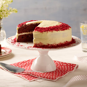 Betty Crocker Delights red velvet cake mix in an oven-ready pan for quick dessert.