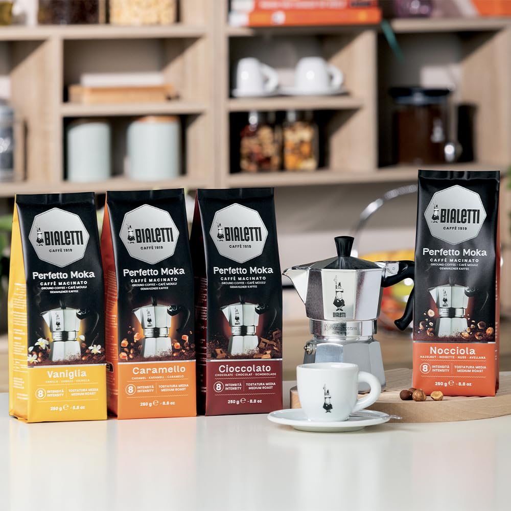 Bialetti Perfetto Moka Vaniglia measuring-spoon suggests precise dosing for body.