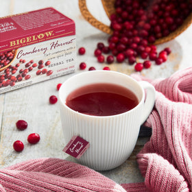 Bigelow Cranberry Harvest box showing convenient, individually wrapped tea bags for peak freshness