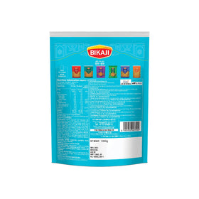 BIKAJI Crunchy noodles and pulses blend for quick, satisfying snacking.
