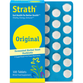 Bio-Strath Strath Nutritional Yeast bottle front highlighting daily nutrition support.