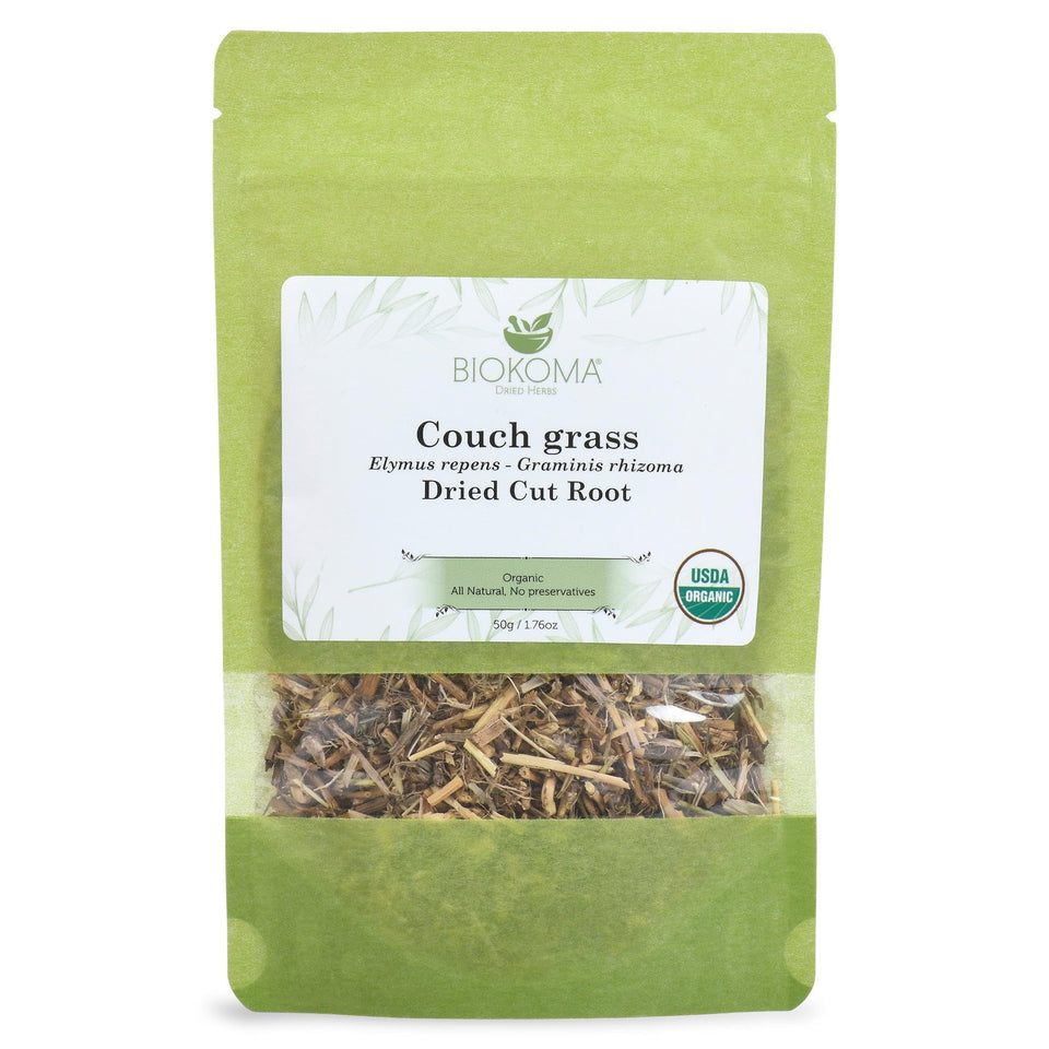 Biokoma couch grass tea in a cup, showcasing a fragrant, mild infusion for daily rituals.