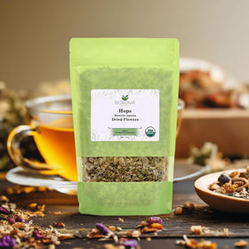 Hops tea with lemon and honey from Biokoma for a calming ritual