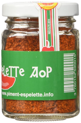 Biperduna Piment d'Espelette powder closeup highlights texture and seasoning potential