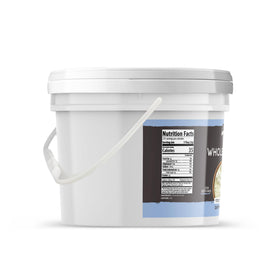 Birch & Meadow measuring scoop with milk powder, perfect for smoothies.