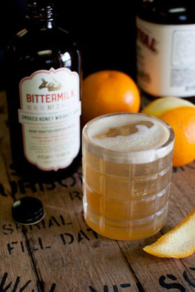 Bittermilk No.3 smoked honey aroma evokes cozy home bartending moments.