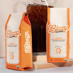 Bizzy Organic Cold Brew brewing guide demonstrates versatile home brewing methods.