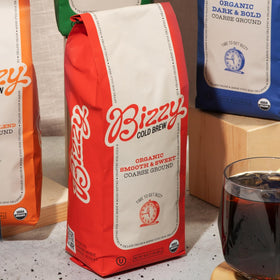 Bizzy Organic Cold Brew micro-sifted grounds for clean extraction.