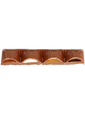 Black Duck Skybar vanilla nougat-center cross-section offers smooth textures and balanced sweetness.