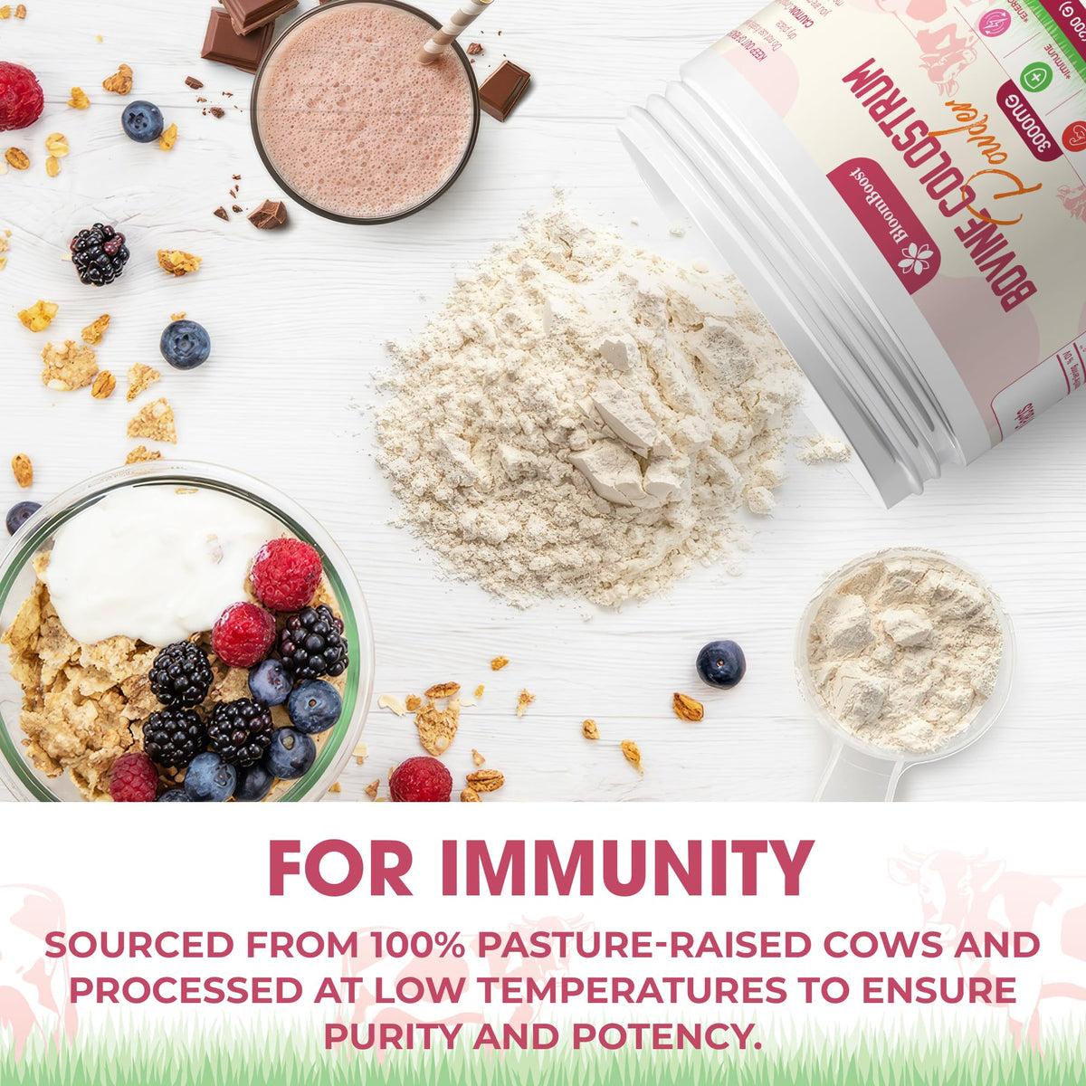 Unflavored colostrum powder close-up blends into drinks seamlessly.