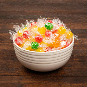 Blunon Sour Balls: individually wrapped candies ideal for on-the-go snacking.