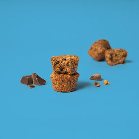 Bobo's Oat Bites strawberry filling close-up, fruity core in a gluten-free oats snack.