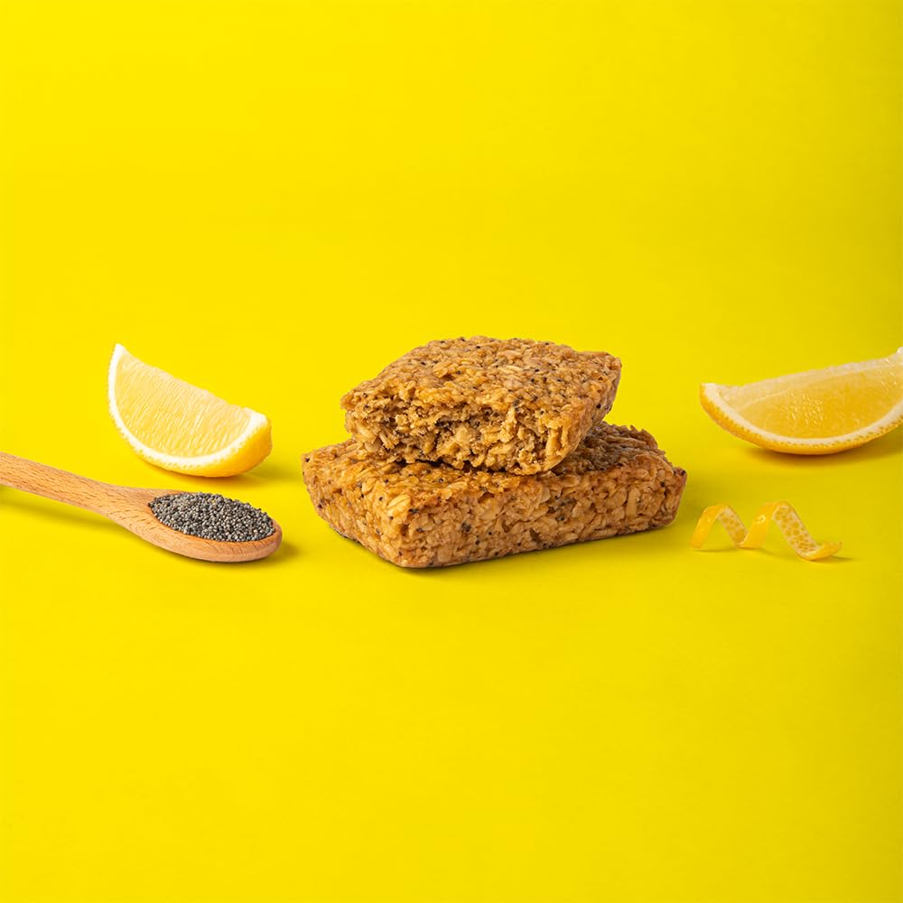 Bobo's Oat Bars Cranberry Orange close-up highlighting fruit accents