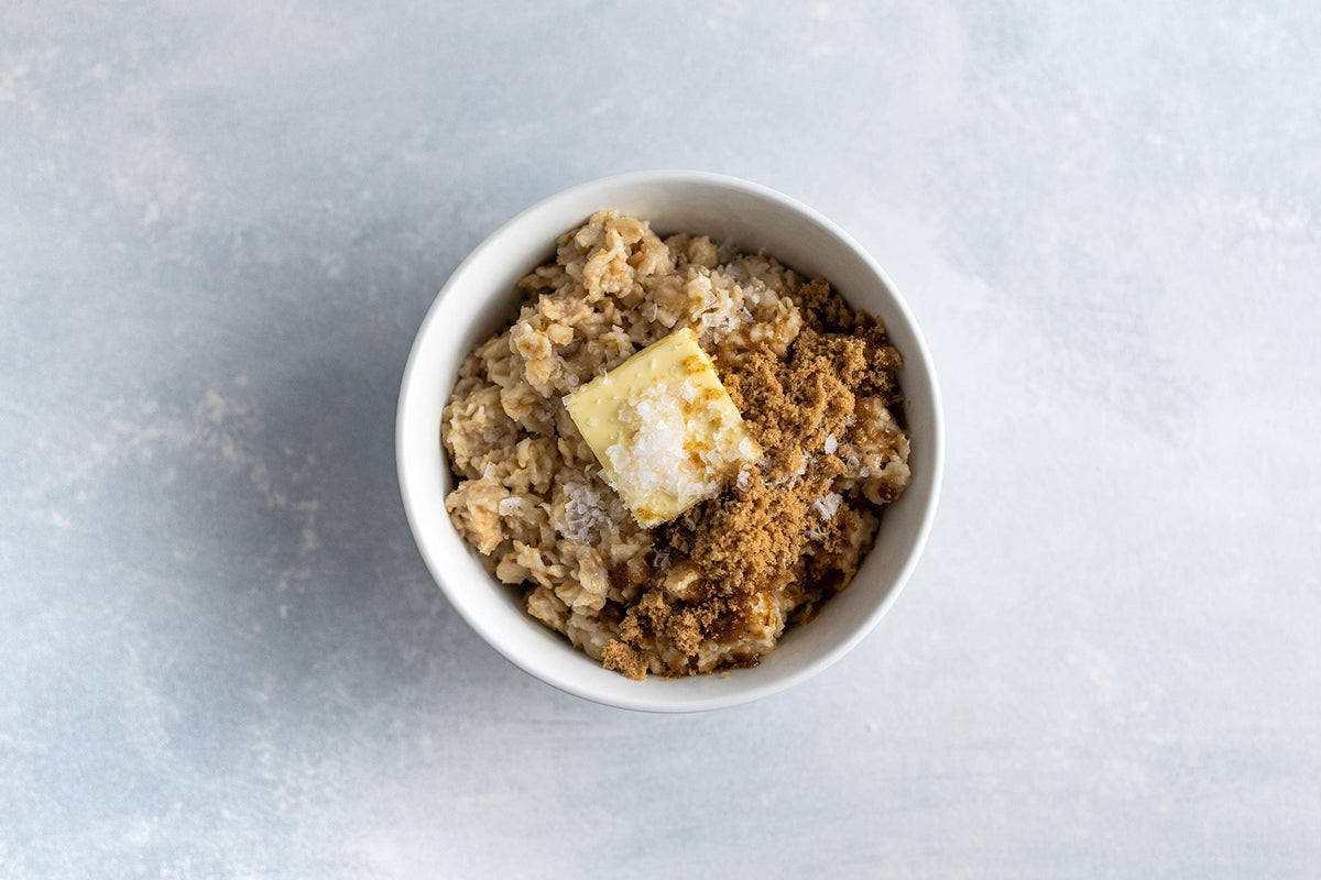 Bob's Red Mill oats with toppings bowl highlights customizable flavors
