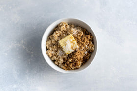 Bob's Red Mill Organic Scottish Oatmeal close-up of whole grains