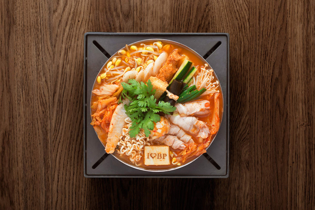 BOILING POINT Wok Noodles under HACCP and ISO certification.