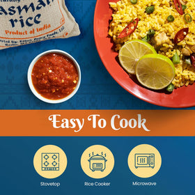 Bombay Market Steaming rice in pot showing easy-to-cook preparation.