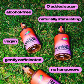 Bonbuz Slowburn mocktail base in a glass, ideal for alcohol-free gatherings