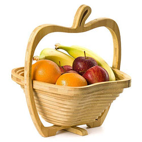 Bonnie and Pop Washington apple wedges providing crisp texture for snacking