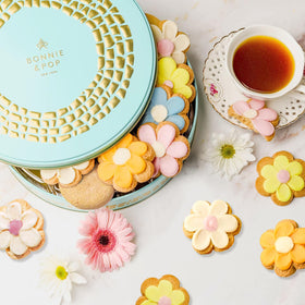 BONNIE AND POP decorative flower cookies box for festive occasions.