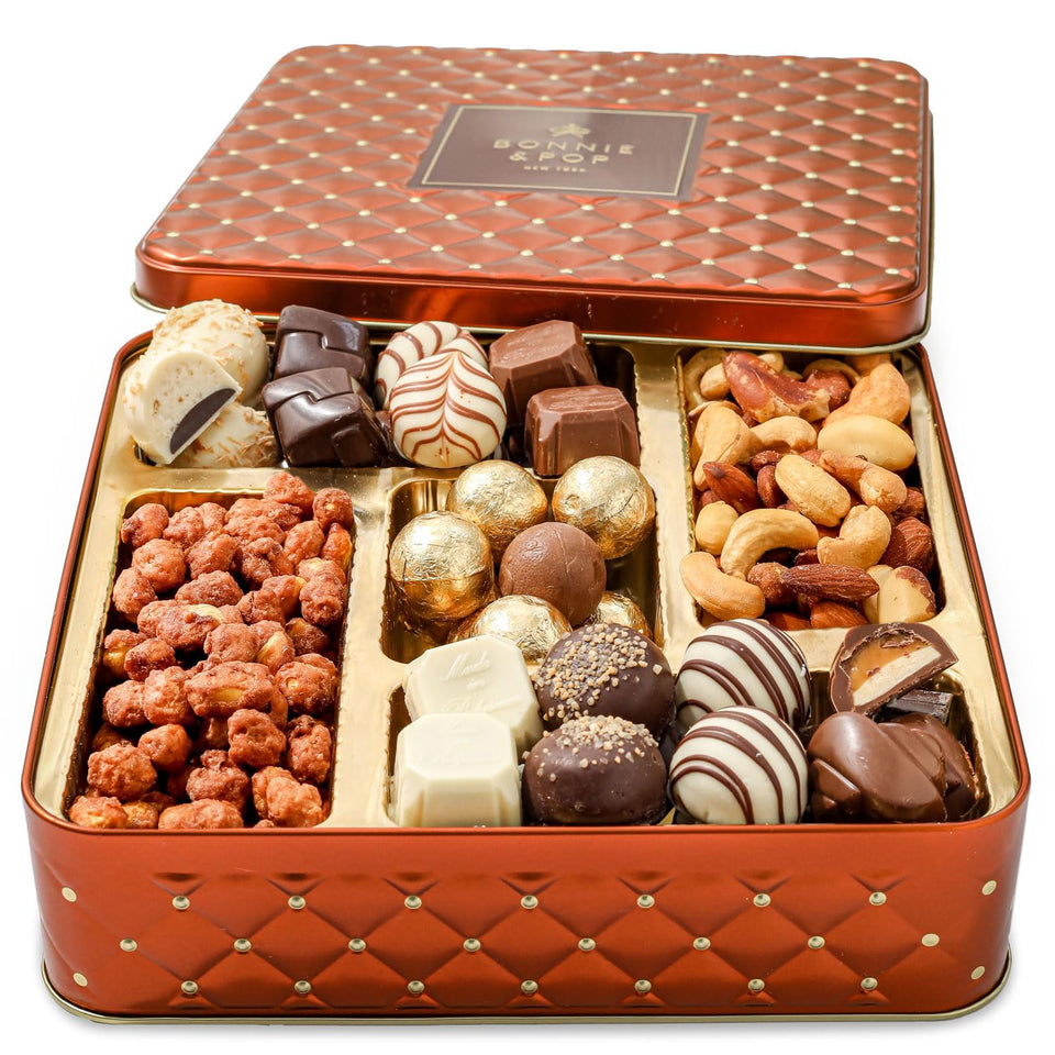 Bonnie and Pop gourmet gift basket tin front, ideal for gifting occasions.