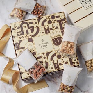 Bonnie and Pop personalized gift message at checkout enhances gifting.