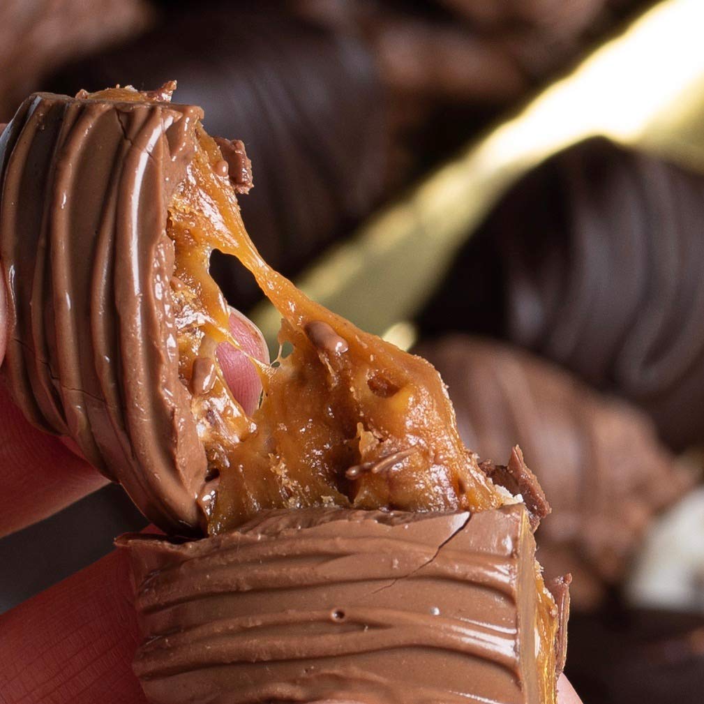 BONNIE AND POP wrapped chocolates, easy sharing and freshness preserved.