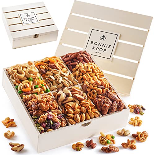 Bonnie and Pop Christmas Nut Gift Basket in a reusable crate, ideal for gifting.