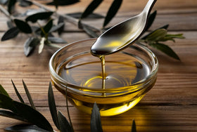 Bono Sicilian Organic EVOO label closeup communicates organic quality.