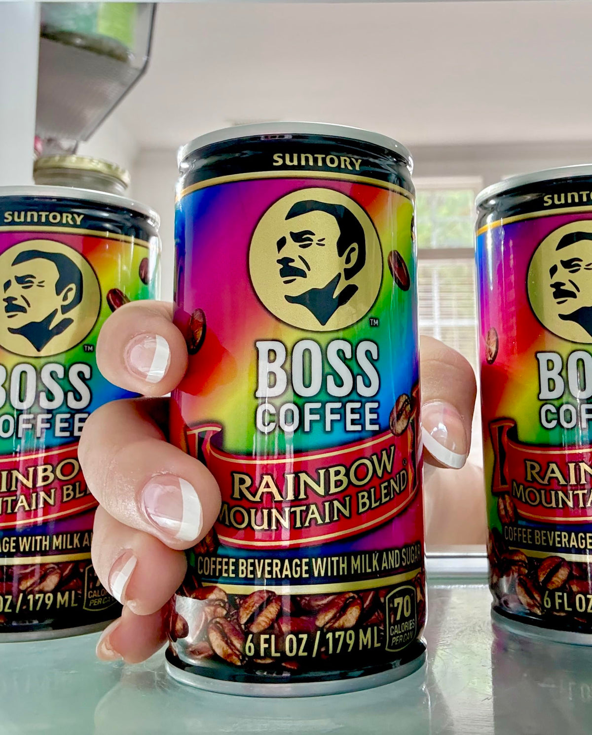 BOSS Rainbow Mountain uses beans from seven Guatemalan regions for balanced flavor.