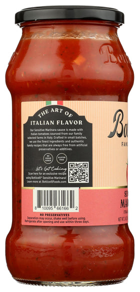 Botticelli Marinara sauce being poured, ideal for quick weeknight dinners