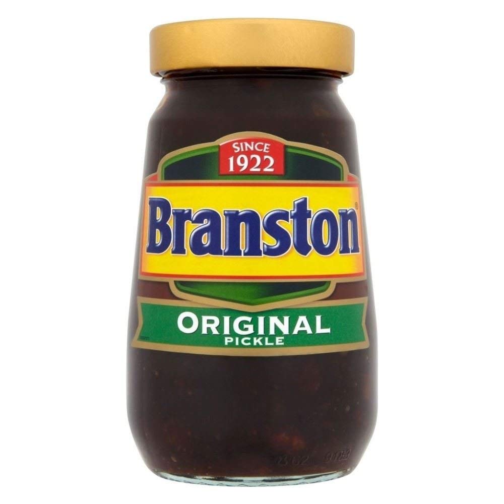 Branston Pickle Goldtop 520g jar, ideal for sandwiches and salads.