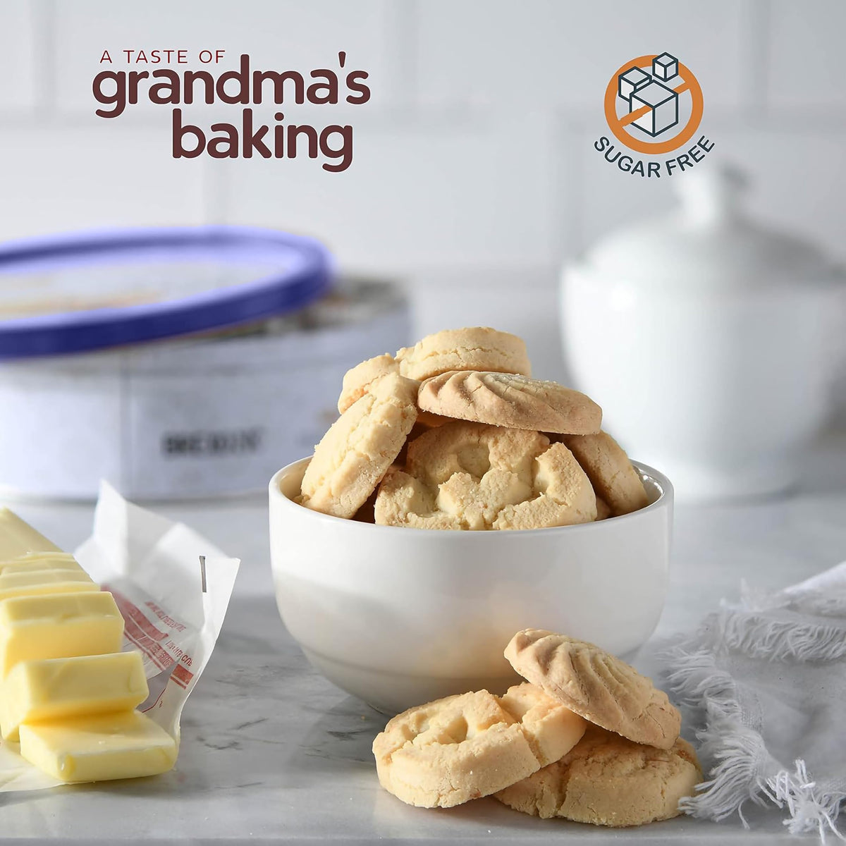 BREXONIC cookies pair with tea or coffee for a refined snack.