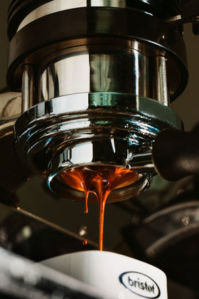 Bristot Crema Oro origin and Dolomites roast notes printed on the pack.