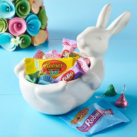 Broadway Basketeers Easter Tower caramel popcorn centerpiece for gifting.