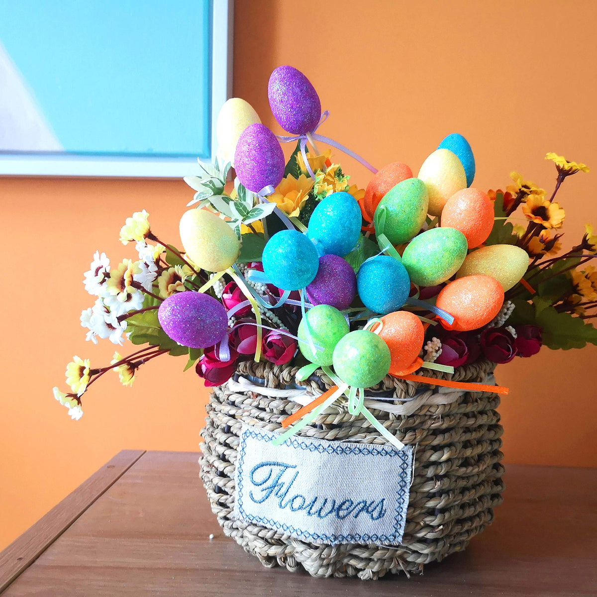 Bstaofy closeup glitter on foam eggs for eye-catching accents.