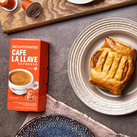 Cafe La Llave storage guidance suggests keeping pods cool and dry for freshness.