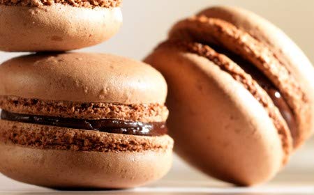 Baking setup with Callebaut 70% callets ideal for desserts and pastry applications.