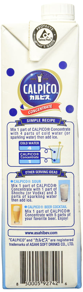 CALPICO Concentrate pour into water demonstrates simple dilution for refreshing drinks.