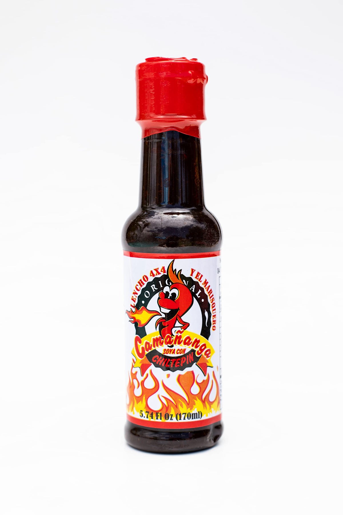 Camananga Negra bottle with dark label for depth and flavor