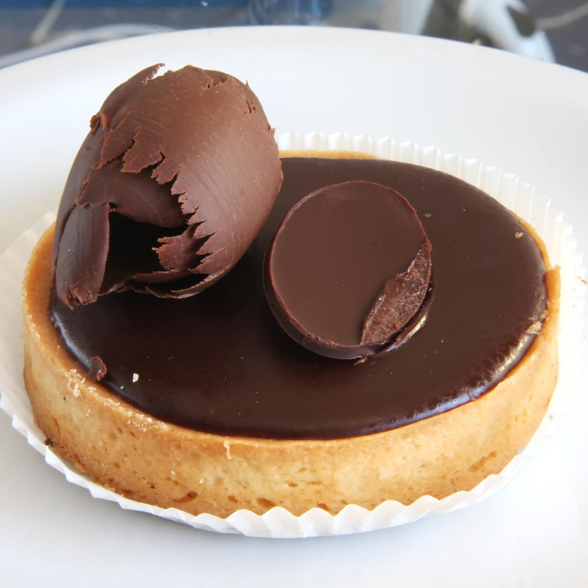 Cambie vanilla-flavored tart shell with subtle sweetness and crisp bite.
