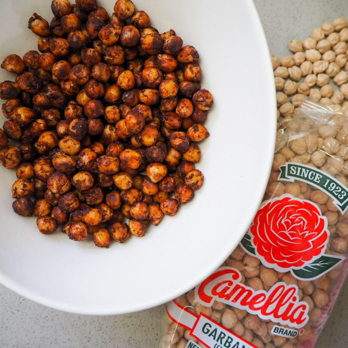 Camellia Brand dried garbanzo beans curry dish, pairs well with spices and vegetables.