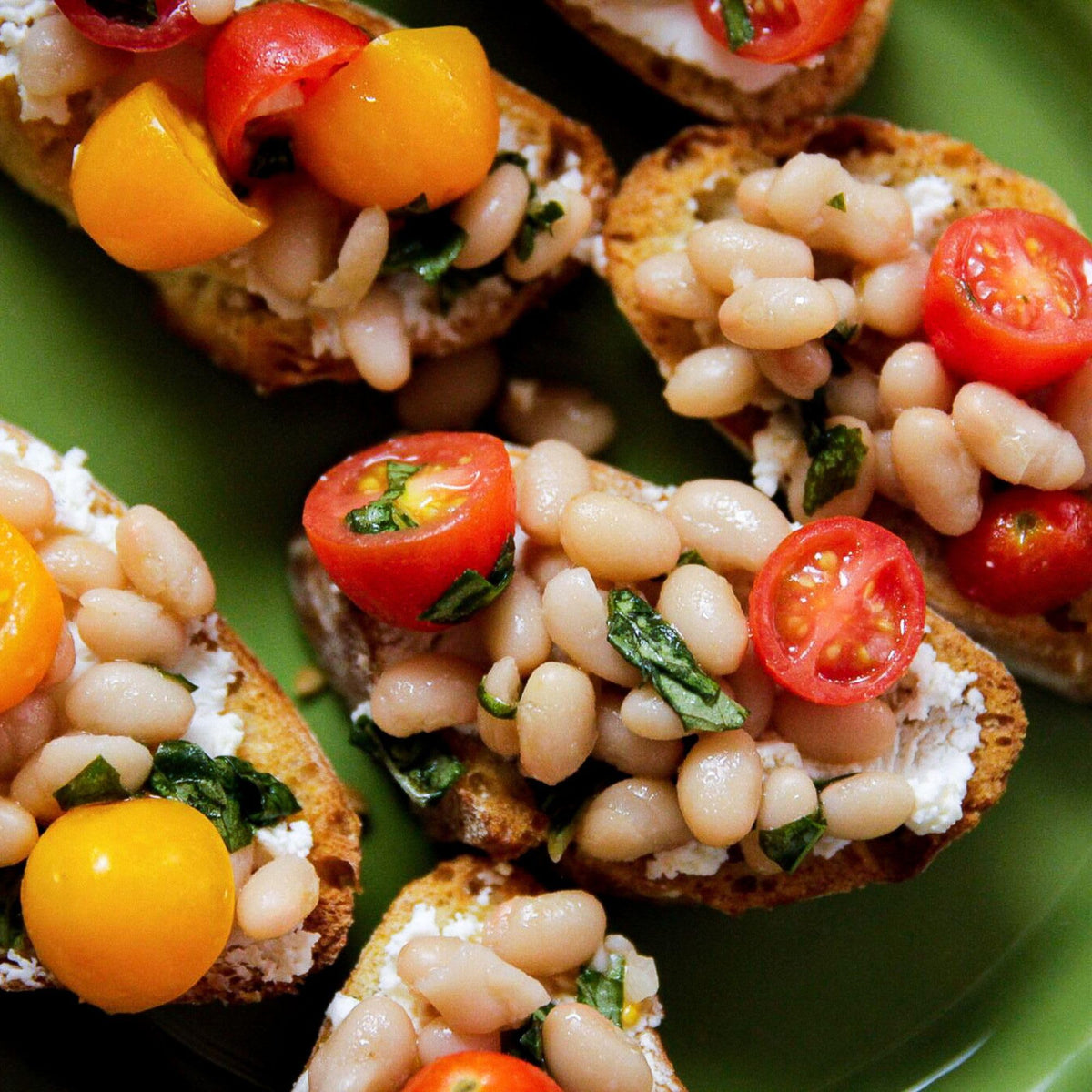 Camellia Brand navy beans close-up texture highlights quality and non-GMO integrity.