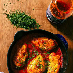 Carbone Fra Diavolo jar showing bold heat for spicy pasta.