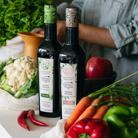 Castillo de Canena Picual olives harvest emphasizes early harvest for bold, polyphenol-rich flavor.