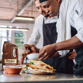 Cattlemen's Kansas City Classic BBQ Sauce dip for wings and appetizers