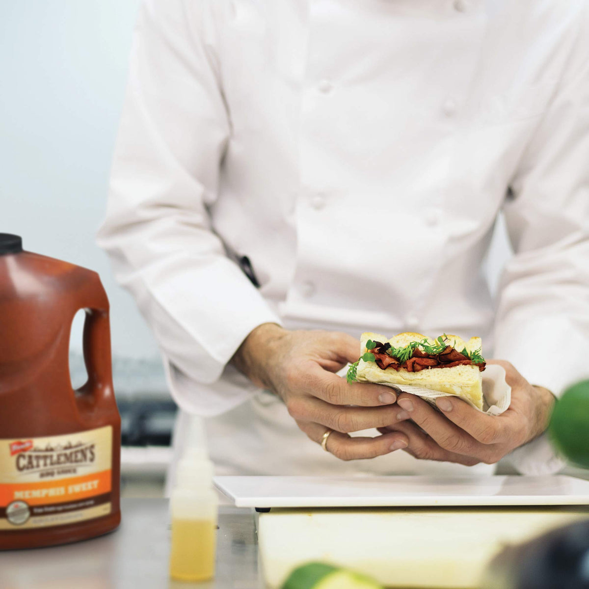 Cattlemen's Memphis Sweet BBQ Sauce bowl serving enhances flavor.