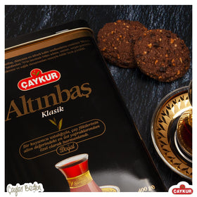 Caykur Altinbas Golden Tips packaging makes a premium gift for tea lovers.
