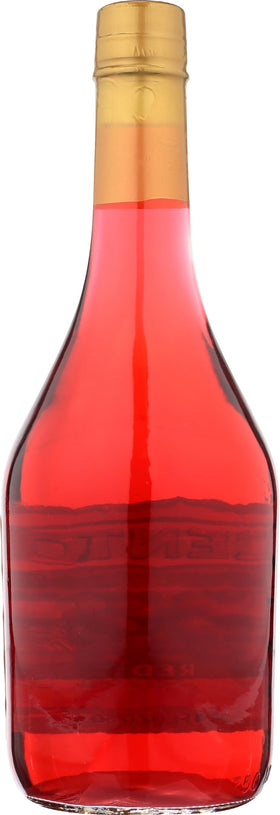 Cento Red Wine Vinegar label closeup highlighting Italian style and quality.